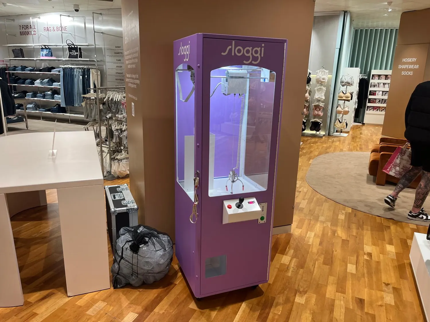 Branded claw machine hire for an event in Glasgow